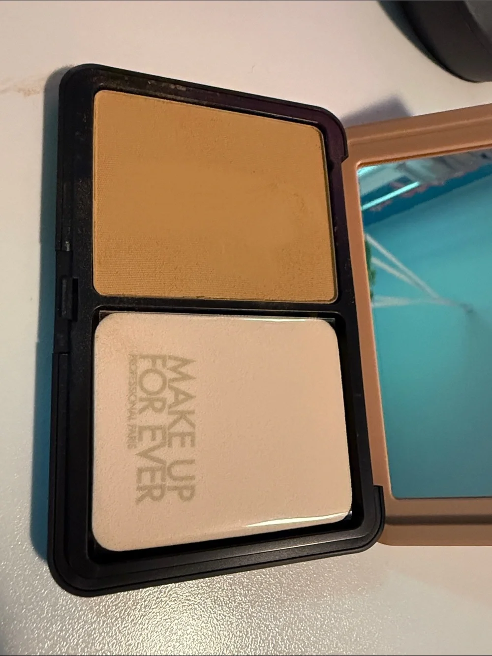 Makeup Forever HD Skin Matte Velvet Foundation 2N22 Compact